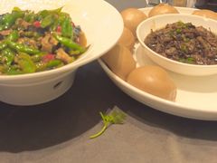 -香山湖家家宴(中山陵店)