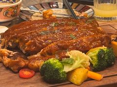 -SISTERS BAR RESTAURANT川意酒馆(嘉善老市H楼店)