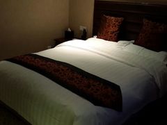 大床房-保利·新九寨宾馆