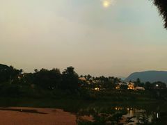 -乌托邦酒吧和餐厅