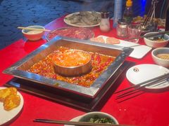 -二荆条·蜀鲜汇城市森林火锅