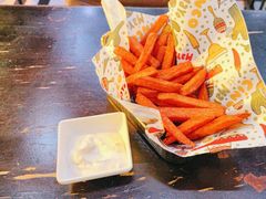 -Famous肥猫墨西哥音乐餐吧(五棵松华熙LIVE店)