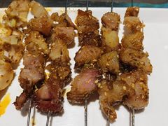 -卞二小串·鹤岗烧烤·坑烤(永定路店)