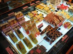 -半勺舒舒生日蛋糕店
