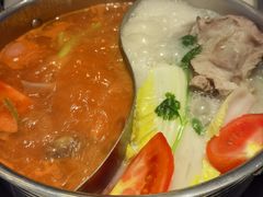 招牌番茄牛尾汤-一哥澳门豆捞·澳门风打边炉(高德置地店)