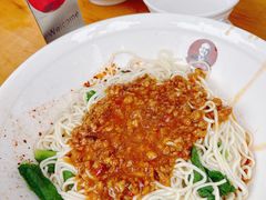 -刘国涛老杂酱(电报路店)