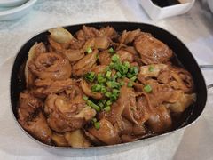 饭盒焖肥肠-渔娘渔家丹东海鲜(东直门店)