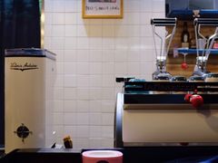 -Be Lived Cafe比例咖啡(摩天轮店)