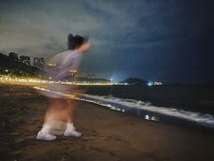 -蚝哥花姐湛江烤生蚝(美丽湾市场店)