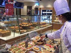 面包甜点陈列柜-巴黎贝甜(杨浦宝地店)