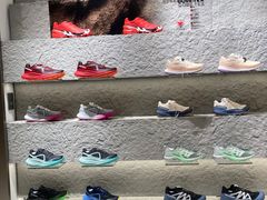 -SALOMON萨洛蒙(北京王府中环店)