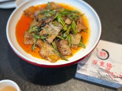 -万重锦·人文川菜馆(骡马市店)