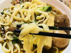 -顺溜·手工刀削面·黑金店(铜锣湾店)