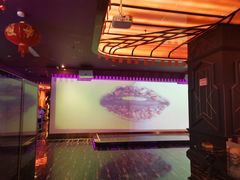 -UK派对KTV(日月广场店)