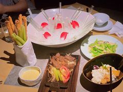 -穹六人间 people 6(岳阳路店)