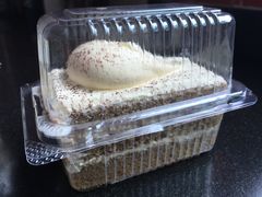 可可白脱蛋糕-红宝石·鲜奶小方·海派西点房(丰庄店)