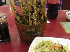 木桶目鱼-大眼锅贴水饺(河东店)