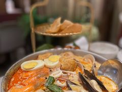 新加坡风味叻沙海鲜锅-金椰壳· 大厨新加坡菜(壹方城店)