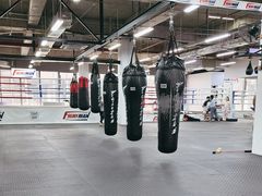 -FIGHTMAN格斗俱乐部(长宁临空店)