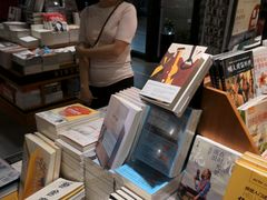 -西西弗书店&矢量咖啡(凯德晶萃广场店)