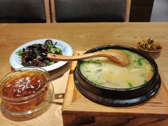 -麦麦山云南菜(复地活力城店)
