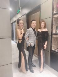 -onlygirl摄影美学馆高端定制(江滩店)