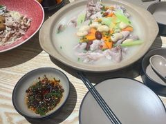 -叁煨蹄花·下饭盐帮菜(人民广场店)