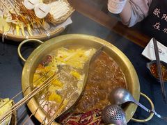 -欧阳小姐在成都(爱琴海店)