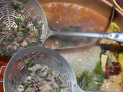 -洱火云南酸菜牛肉火锅(石景山当代商城店)