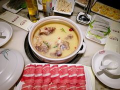 招牌筒骨砂锅-小骨煲金华砂锅(转塘金街美地店)