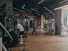 -威克健身游泳(万菱汇店)