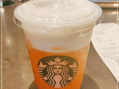 百香果桃桃茶云-星巴克(杭州湖滨银泰E区店)
