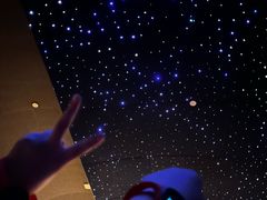 -涨巢·潮玩水疗局