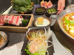 -湊湊火锅·茶憩(杭州湖滨银泰in77店)