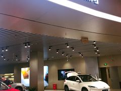 -小鹏汽车体验中心(苏州龙湖狮山天街店)