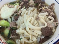 裕新楼招牌杀猪三鲜粉-裕新楼粉面馆·石磨手工粉(四方坪店)