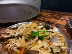 -蚝美人·生蚝海鲜烧烤(茶花园店)