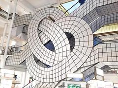 -乐蓬马歇百货公司(Rive Gauche)