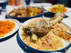 羊腿抓饭-欧提汗·新疆餐厅·清真(银都路店)