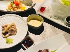 -穹六人间 people 6(岳阳路店)