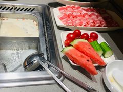-海底捞火锅(金山百联店)