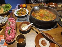 -贵厨酸汤牛肉(花果园国际中心店)