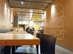 -麦当劳(国际社区店)