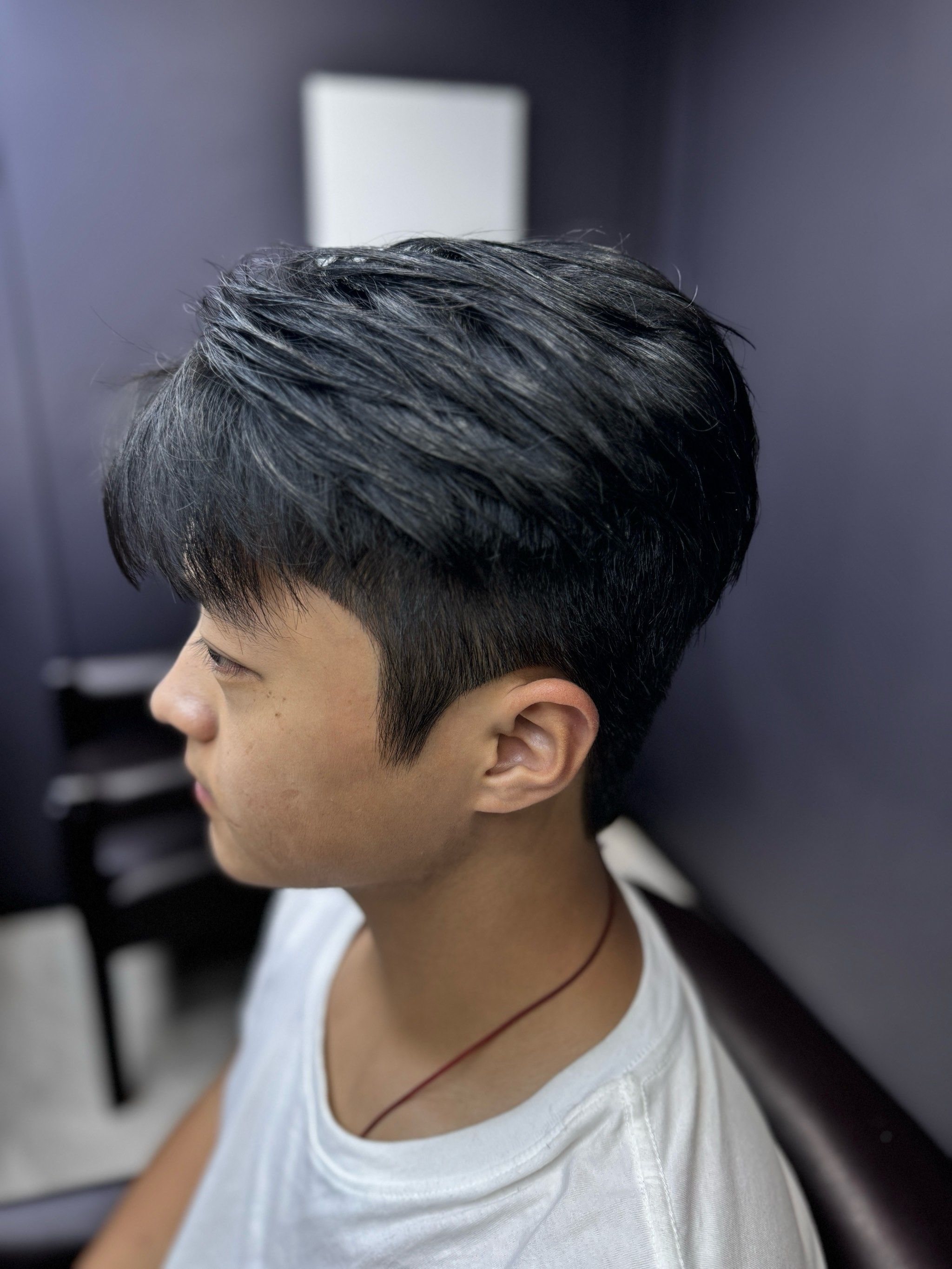 灰调简约男发潮流