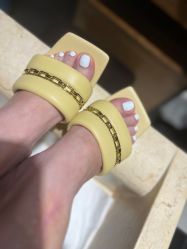 -悦指间美甲美睫