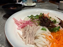 七彩凉米线-福照楼汽锅鸡·云南菜(火车站锦江店)