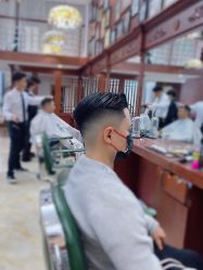-尼特斯男士发型馆