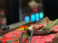 -炼火烤肉店