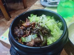 传统石锅拌饭-牛信亭韩国料理·炭火烤肉(紫藤路店)