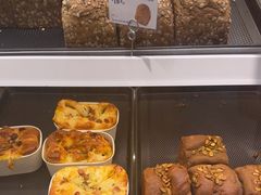 -红星前进面包牛奶公司(畅春园店)
